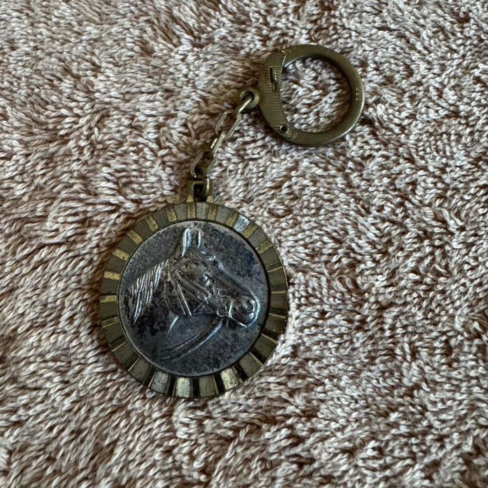 Vintage Silver tone horse head motif w brass tone holder & chain/latch keychain